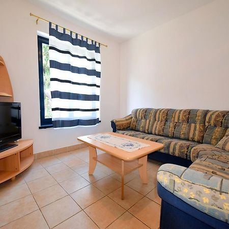 Apartment Oresic Malinska Extérieur photo