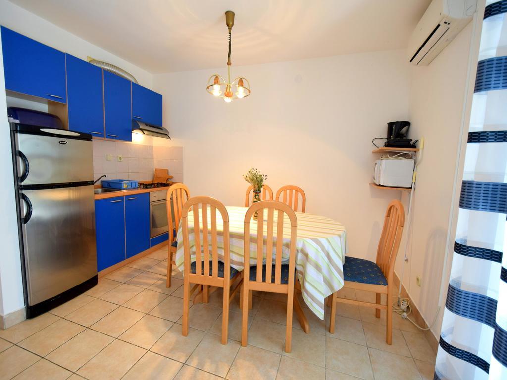 Apartment Oresic Malinska Extérieur photo